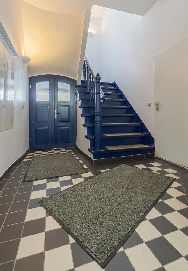 Modernes Apartment - Zentral, Ruhig, Wlan, Netflix, Kueche, Schreibtisch, Parkplatz, Waschtrockner Котбус Екстериор снимка